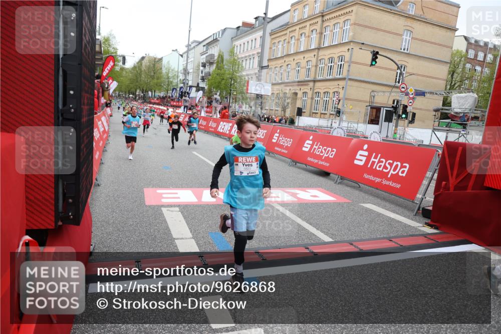 25.04.2026 - Das Zehntel Strokosch-Dieckow http://msf.ph/oto/9626868 25.04.2026 10:52:32 Ziel 5089, 5484, 5492, 5526, 5551, 5575, 5782, 5820, 5823, 6988, 7100, 7103, 7254, 7332, 7388 meine-sportfotos.de
