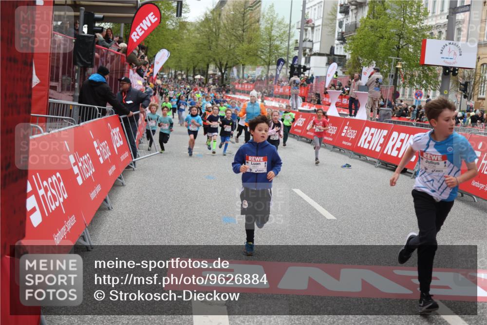 25.04.2026 - Das Zehntel Strokosch-Dieckow http://msf.ph/oto/9626884 25.04.2026 10:59:03 Ziel 5206, 5616, 5643, 6348, 6378, 6574, 6609, 6662, 6678, 6681, 6837, 6897, 7516, 7680, 7736, 7755, 7915 meine-sportfotos.de