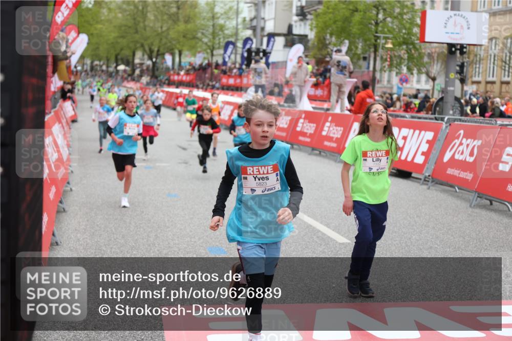 25.04.2026 - Das Zehntel Strokosch-Dieckow http://msf.ph/oto/9626889 25.04.2026 10:52:31 Ziel 5089, 5492, 5526, 5551, 5575, 5823, 6988, 7100, 7103, 7150, 7254, 7332, 7388 meine-sportfotos.de