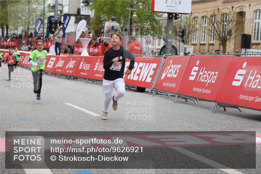 25.04.2026 - Das Zehntel Strokosch-Dieckow http://msf.ph/oto/9626921 25.04.2026 10:50:21 Ziel 5005, 5383, 5577, 5579, 5589, 6327, 6339, 7156, 7619, 7706, 7939 meine-sportfotos.de