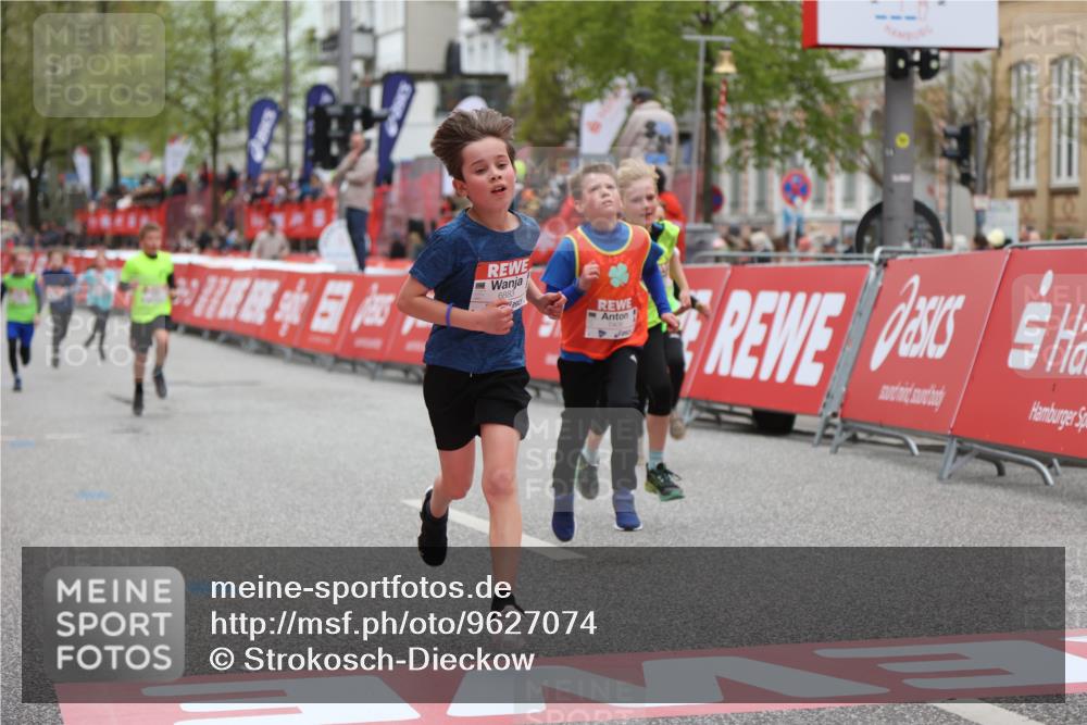 25.04.2026 - Das Zehntel Strokosch-Dieckow http://msf.ph/oto/9627074 25.04.2026 10:50:26 Ziel 5005, 5577, 6075, 6883, 7156 meine-sportfotos.de