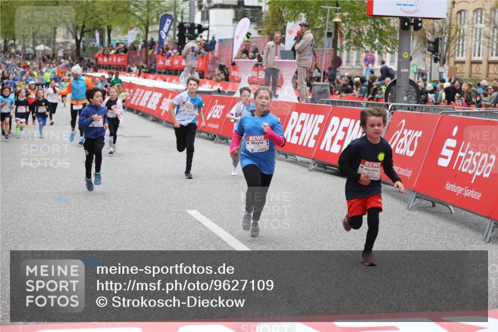 25.04.2026 - Das Zehntel Strokosch-Dieckow http://msf.ph/oto/9627109 25.04.2026 10:59:00 Ziel 5032, 5168, 5206, 5377, 5608, 5616, 5643, 5810, 6348, 6378, 6574, 6609, 6662, 6678, 6837, 6848, 6892, 6893, 6897, 7680, 7915 meine-sportfotos.de
