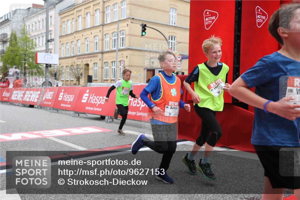 25.04.2026 - Das Zehntel Strokosch-Dieckow http://msf.ph/oto/9627153 25.04.2026 10:50:29 Ziel 6075, 6883, 7156, 7259 meine-sportfotos.de