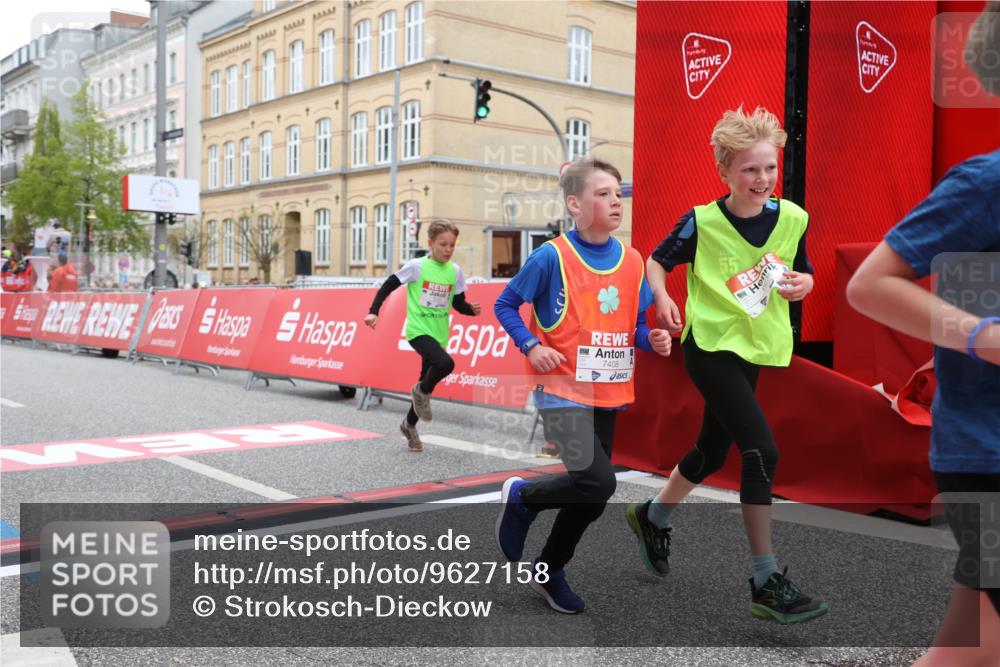 25.04.2026 - Das Zehntel Strokosch-Dieckow http://msf.ph/oto/9627158 25.04.2026 10:50:29 Ziel 6075, 6883, 7156, 7259 meine-sportfotos.de
