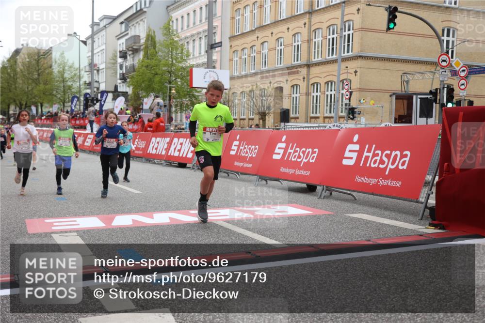25.04.2026 - Das Zehntel Strokosch-Dieckow http://msf.ph/oto/9627179 25.04.2026 10:50:31 Ziel 5101, 5444, 6042, 6044, 6075, 6248, 6883, 7259, 7408 meine-sportfotos.de