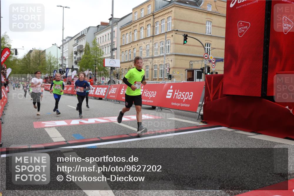 25.04.2026 - Das Zehntel Strokosch-Dieckow http://msf.ph/oto/9627202 25.04.2026 10:50:31 Ziel 5101, 5444, 6042, 6044, 6075, 6248, 6883, 7259, 7408 meine-sportfotos.de