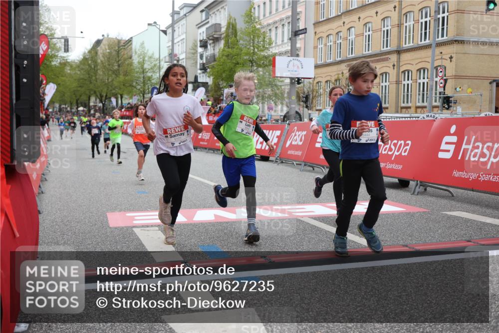 25.04.2026 - Das Zehntel Strokosch-Dieckow http://msf.ph/oto/9627235 25.04.2026 10:50:32 Ziel 5101, 5444, 6042, 6044, 6075, 6248, 6883, 7259, 7408, 7409 meine-sportfotos.de