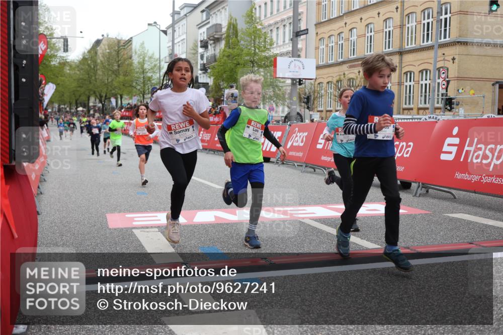 25.04.2026 - Das Zehntel Strokosch-Dieckow http://msf.ph/oto/9627241 25.04.2026 10:50:32 Ziel 5101, 5444, 6042, 6044, 6075, 6248, 6883, 7259, 7408, 7409 meine-sportfotos.de