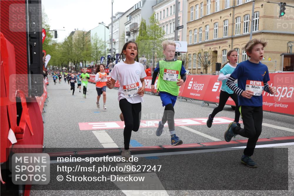 25.04.2026 - Das Zehntel Strokosch-Dieckow http://msf.ph/oto/9627247 25.04.2026 10:50:33 Ziel 5101, 5444, 6042, 6044, 6075, 6248, 6883, 7259, 7408, 7409 meine-sportfotos.de
