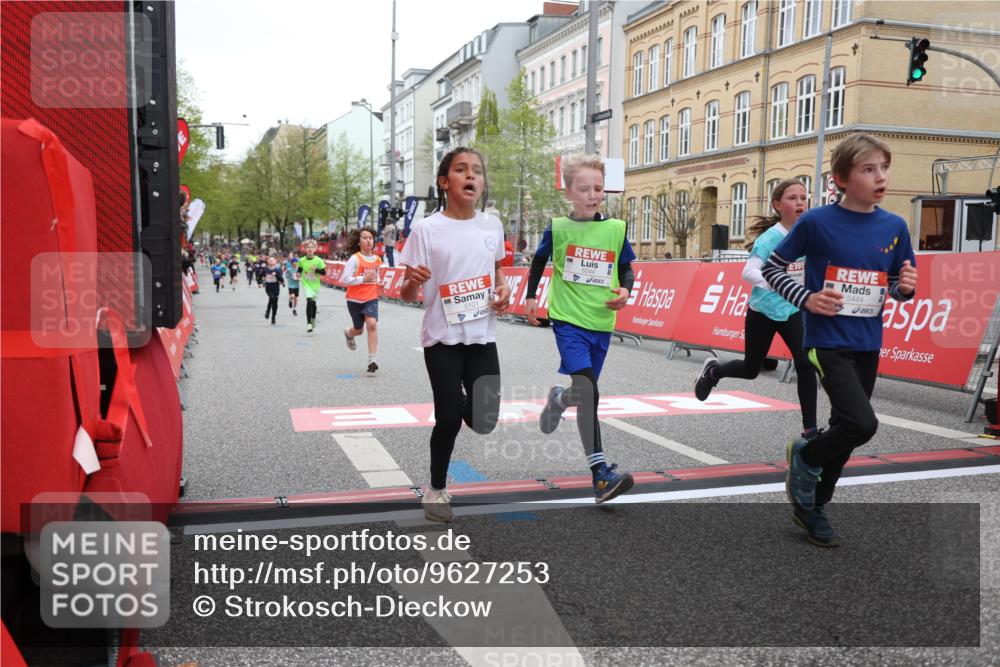 25.04.2026 - Das Zehntel Strokosch-Dieckow http://msf.ph/oto/9627253 25.04.2026 10:50:33 Ziel 5101, 5444, 6042, 6044, 6075, 6248, 6883, 7259, 7408, 7409 meine-sportfotos.de