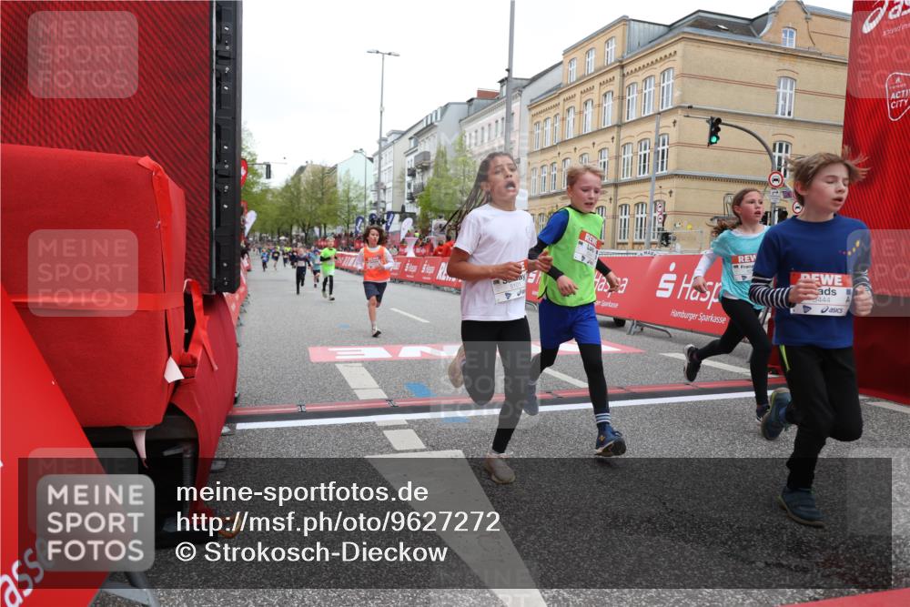 25.04.2026 - Das Zehntel Strokosch-Dieckow http://msf.ph/oto/9627272 25.04.2026 10:50:33 Ziel 5101, 5444, 6042, 6044, 6075, 6248, 6883, 7259, 7408, 7409 meine-sportfotos.de