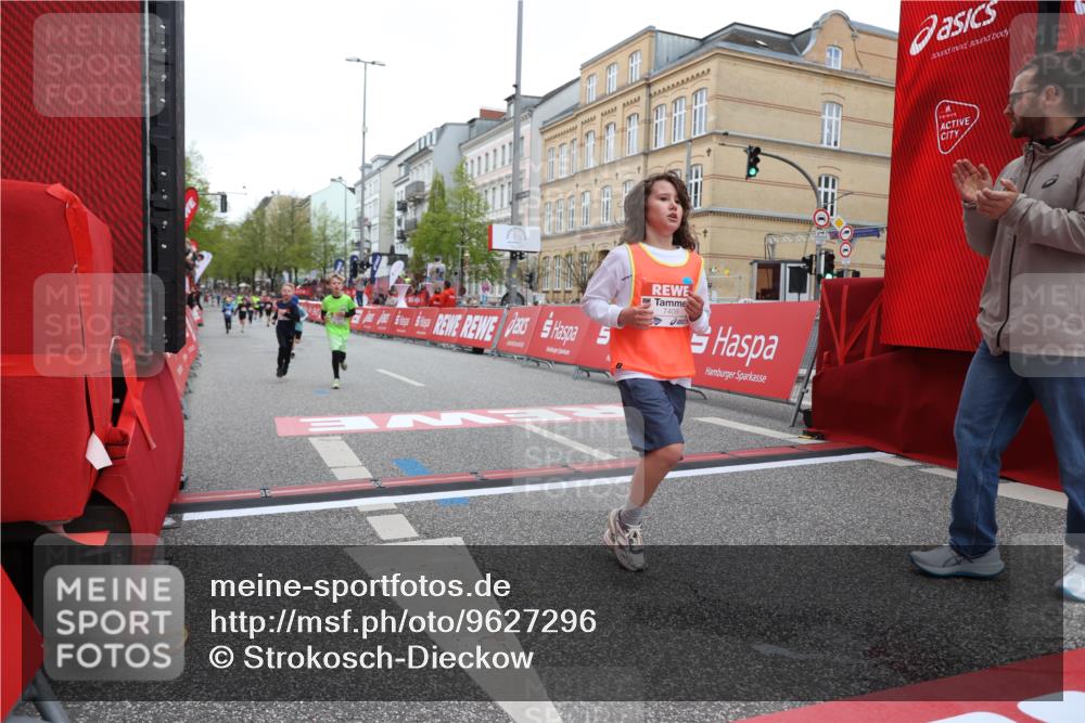 25.04.2026 - Das Zehntel Strokosch-Dieckow http://msf.ph/oto/9627296 25.04.2026 10:50:35 Ziel 5101, 5304, 5444, 6042, 6044, 6210, 6248, 7259, 7408, 7409, 7635, 7695 meine-sportfotos.de