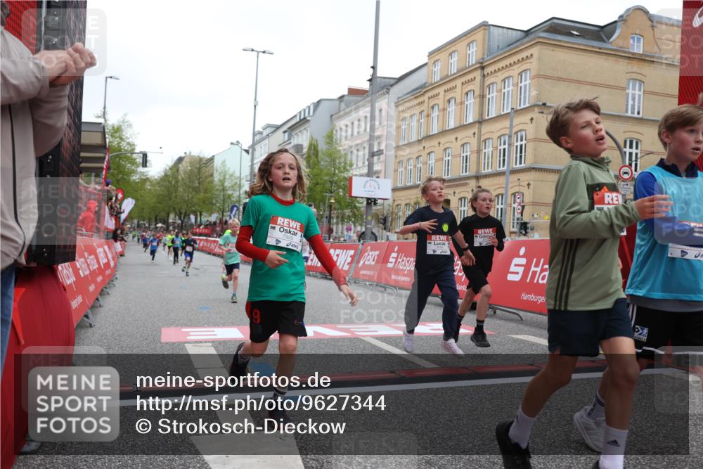 25.04.2026 - Das Zehntel Strokosch-Dieckow http://msf.ph/oto/9627344 25.04.2026 10:50:44 Ziel 5833, 6043, 6332, 6684, 7257, 7929, 8032, 8037, 8040, 8051, 8054 meine-sportfotos.de