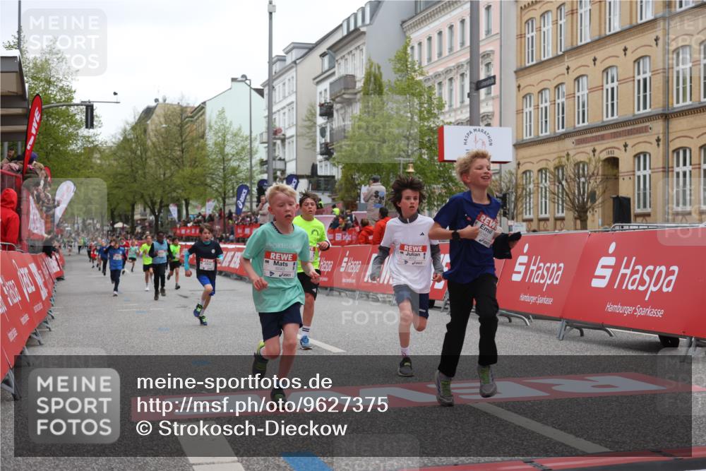 25.04.2026 - Das Zehntel Strokosch-Dieckow http://msf.ph/oto/9627375 25.04.2026 10:50:45 Ziel 5833, 6043, 6332, 6684, 7257, 7929, 8032, 8037, 8040, 8051, 8054 meine-sportfotos.de