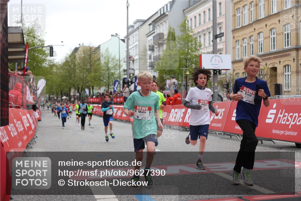 25.04.2026 - Das Zehntel Strokosch-Dieckow http://msf.ph/oto/9627390 25.04.2026 10:50:45 Ziel 5833, 6043, 6332, 6684, 7257, 7929, 8032, 8037, 8040, 8051, 8054 meine-sportfotos.de