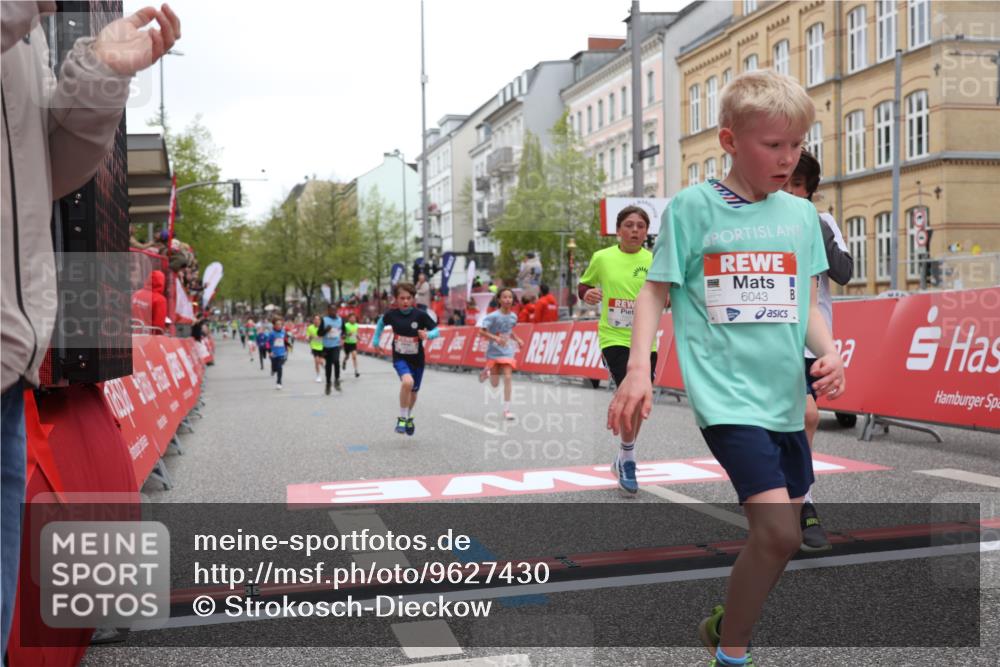 25.04.2026 - Das Zehntel Strokosch-Dieckow http://msf.ph/oto/9627430 25.04.2026 10:50:46 Ziel 5833, 6043, 6332, 6414, 6684, 7257, 7929, 8032, 8037, 8040, 8051, 8054 meine-sportfotos.de
