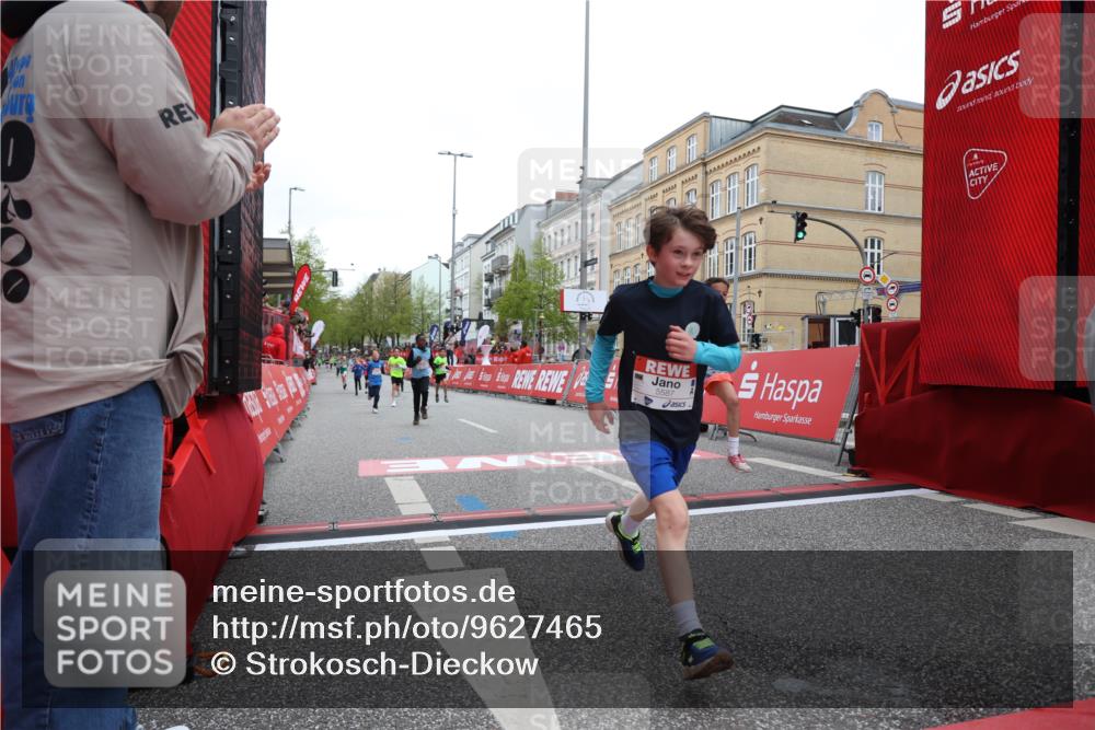 25.04.2026 - Das Zehntel Strokosch-Dieckow http://msf.ph/oto/9627465 25.04.2026 10:50:48 Ziel 6043, 6414, 6684, 7257, 7688, 7929, 8032, 8037, 8040, 8054 meine-sportfotos.de
