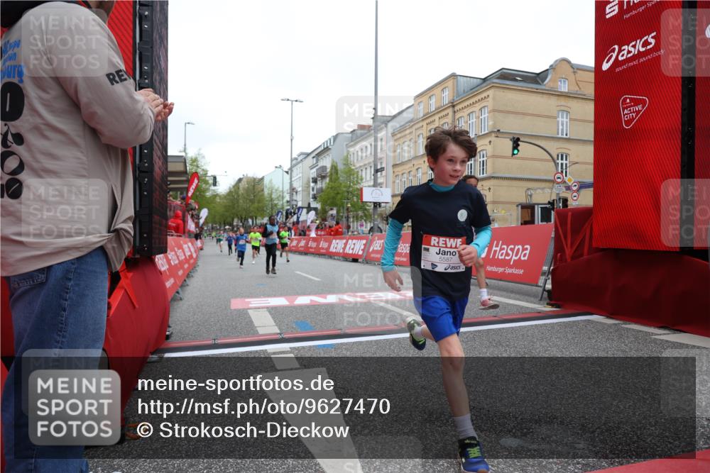 25.04.2026 - Das Zehntel Strokosch-Dieckow http://msf.ph/oto/9627470 25.04.2026 10:50:48 Ziel 6043, 6414, 6684, 7257, 7688, 7929, 8032, 8037, 8040, 8054 meine-sportfotos.de