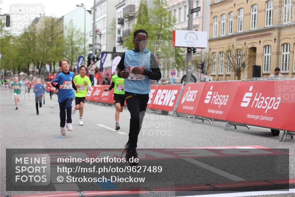 25.04.2026 - Das Zehntel Strokosch-Dieckow http://msf.ph/oto/9627489 25.04.2026 10:50:50 Ziel 5587, 6043, 6141, 6349, 6414, 6710, 7257, 7260, 7688, 8032, 8037, 8040 meine-sportfotos.de