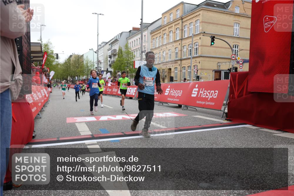 25.04.2026 - Das Zehntel Strokosch-Dieckow http://msf.ph/oto/9627511 25.04.2026 10:50:51 Ziel 5587, 6043, 6059, 6141, 6349, 6414, 6710, 7257, 7260, 7688, 8037, 8040 meine-sportfotos.de