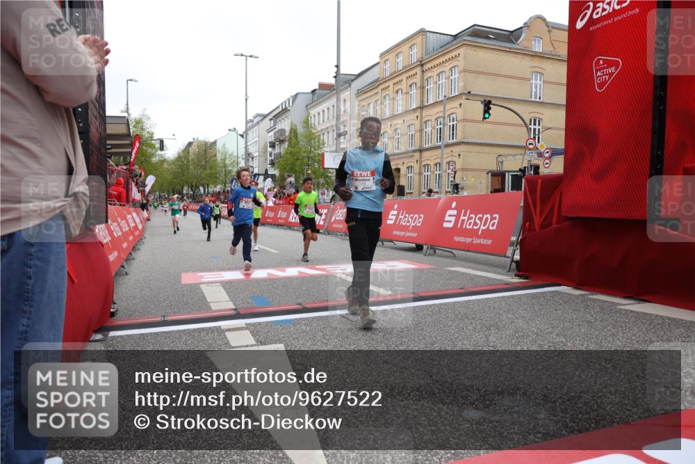 25.04.2026 - Das Zehntel Strokosch-Dieckow http://msf.ph/oto/9627522 25.04.2026 10:50:51 Ziel 5587, 6043, 6059, 6141, 6349, 6414, 6710, 7257, 7260, 7688, 8037, 8040 meine-sportfotos.de