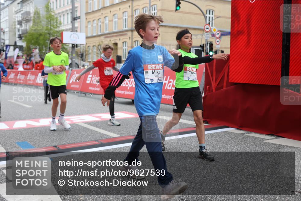 25.04.2026 - Das Zehntel Strokosch-Dieckow http://msf.ph/oto/9627539 25.04.2026 10:50:53 Ziel 5391, 5587, 6059, 6141, 6349, 6414, 6710, 7260, 7688, 7951 meine-sportfotos.de