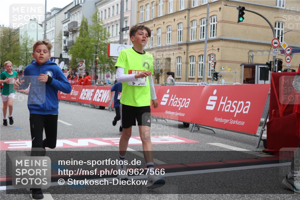 25.04.2026 - Das Zehntel Strokosch-Dieckow http://msf.ph/oto/9627566 25.04.2026 10:50:54 Ziel 5391, 5587, 6000, 6059, 6141, 6349, 6414, 6710, 7260, 7688, 7951 meine-sportfotos.de