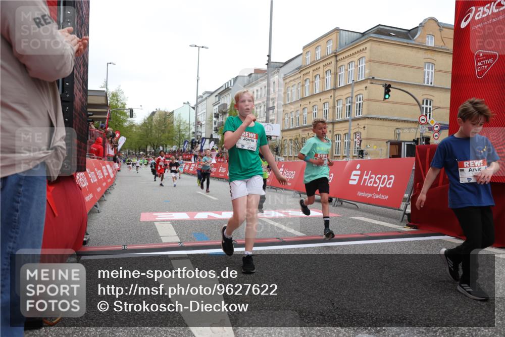 25.04.2026 - Das Zehntel Strokosch-Dieckow http://msf.ph/oto/9627622 25.04.2026 10:50:56 Ziel 5391, 5587, 6000, 6059, 6066, 6141, 6349, 6710, 7260, 7582, 7688, 7951 meine-sportfotos.de