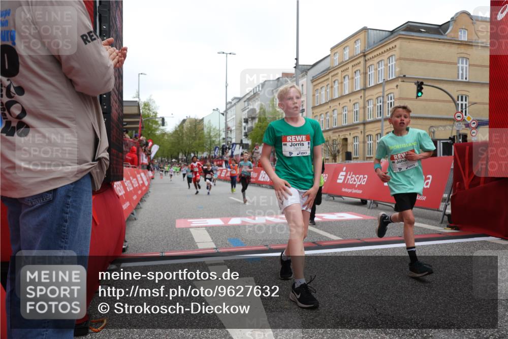 25.04.2026 - Das Zehntel Strokosch-Dieckow http://msf.ph/oto/9627632 25.04.2026 10:50:56 Ziel 5391, 5587, 6000, 6059, 6066, 6141, 6349, 6710, 7260, 7582, 7688, 7951 meine-sportfotos.de
