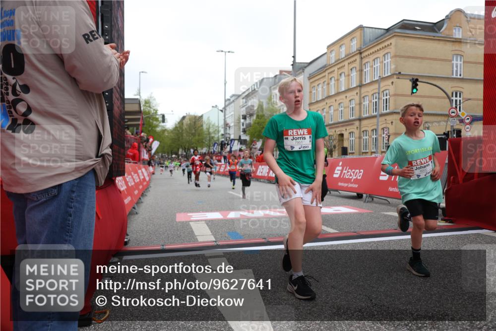 25.04.2026 - Das Zehntel Strokosch-Dieckow http://msf.ph/oto/9627641 25.04.2026 10:50:56 Ziel 5391, 5587, 6000, 6059, 6066, 6141, 6349, 6710, 7260, 7582, 7688, 7951 meine-sportfotos.de