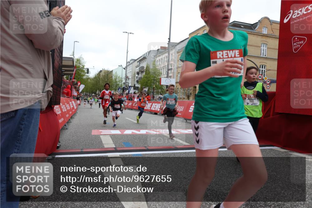 25.04.2026 - Das Zehntel Strokosch-Dieckow http://msf.ph/oto/9627655 25.04.2026 10:50:58 Ziel 5391, 6000, 6059, 6066, 6141, 7260, 7501, 7582, 7951 meine-sportfotos.de