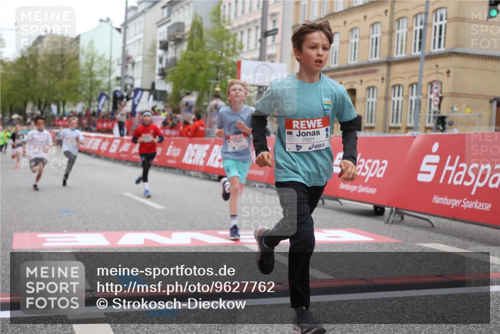 25.04.2026 - Das Zehntel Strokosch-Dieckow http://msf.ph/oto/9627762 25.04.2026 10:51:01 Ziel 6000, 6066, 6119, 6410, 6510, 6525, 6533, 6555, 7393, 7501, 7582, 7951 meine-sportfotos.de