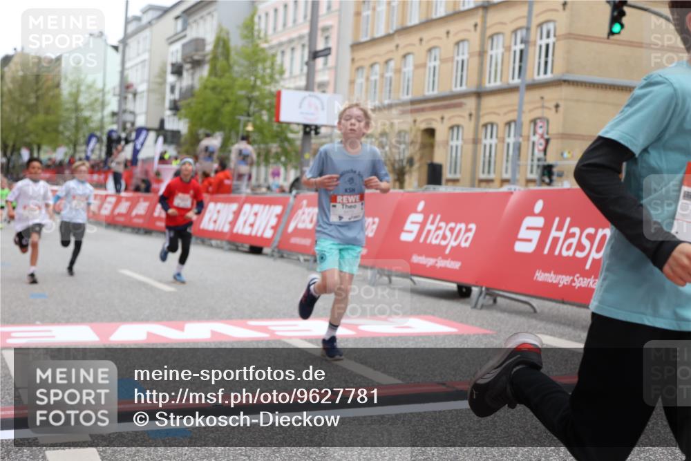 25.04.2026 - Das Zehntel Strokosch-Dieckow http://msf.ph/oto/9627781 25.04.2026 10:51:01 Ziel 6000, 6066, 6119, 6410, 6510, 6525, 6533, 6555, 7393, 7501, 7582, 7951 meine-sportfotos.de