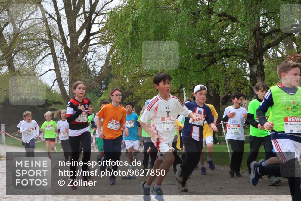 25.04.2026 - Das Zehntel Zöllner http://msf.ph/oto/9627850 25.04.2026 11:41:25 Laufen 3, 1036, 1949, 11986 meine-sportfotos.de