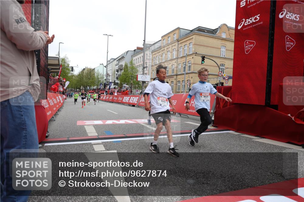 25.04.2026 - Das Zehntel Strokosch-Dieckow http://msf.ph/oto/9627874 25.04.2026 10:51:03 Ziel 6066, 6119, 6410, 6510, 6525, 6533, 6555, 6733, 7393, 7501, 7582 meine-sportfotos.de
