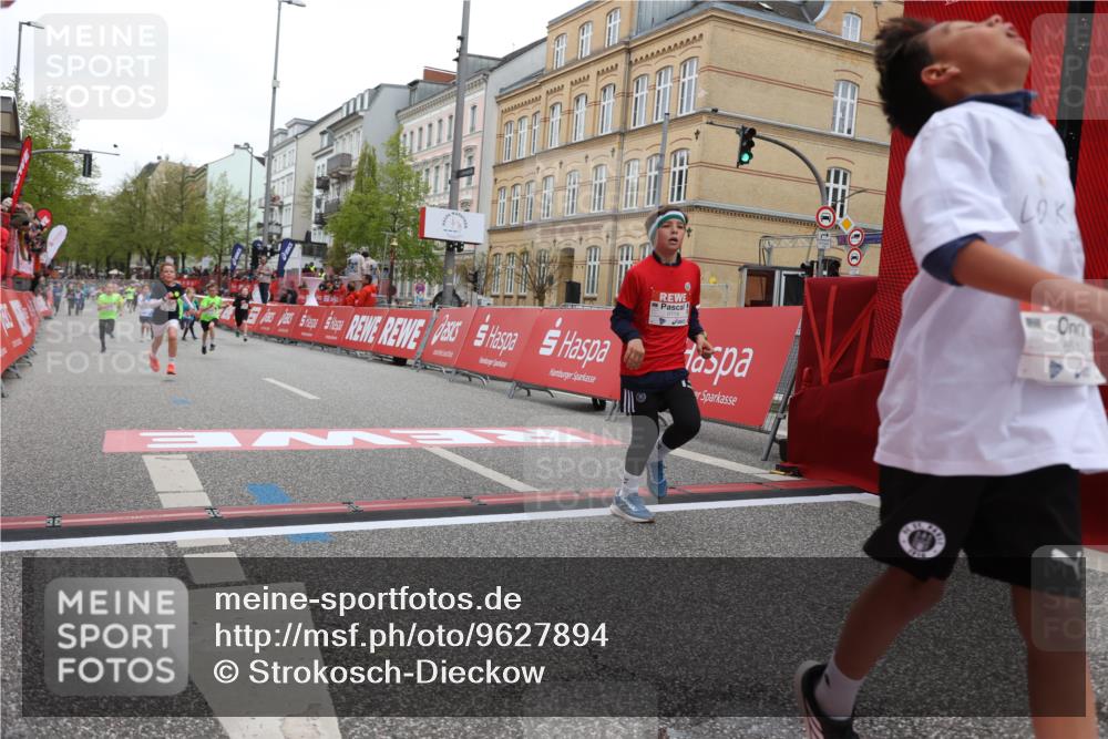 25.04.2026 - Das Zehntel Strokosch-Dieckow http://msf.ph/oto/9627894 25.04.2026 10:51:03 Ziel 6066, 6119, 6410, 6510, 6525, 6533, 6555, 6733, 7393, 7501, 7582 meine-sportfotos.de