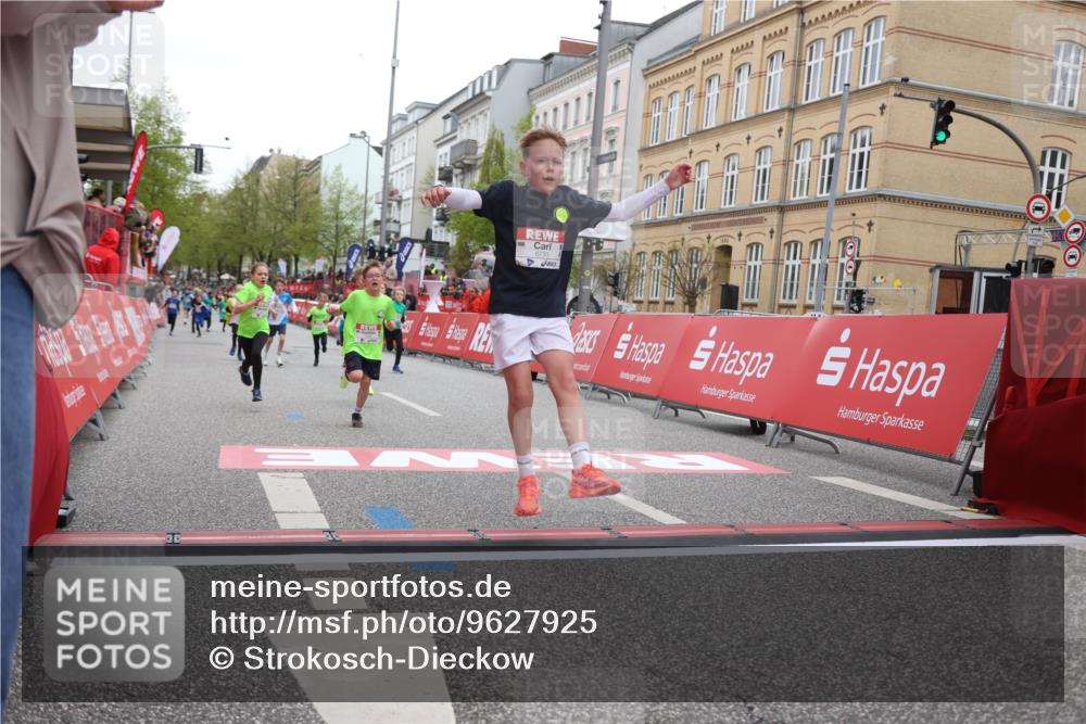 25.04.2026 - Das Zehntel Strokosch-Dieckow http://msf.ph/oto/9627925 25.04.2026 10:51:05 Ziel 5287, 5298, 6119, 6410, 6510, 6525, 6533, 6555, 6733, 7331, 7393, 7501 meine-sportfotos.de