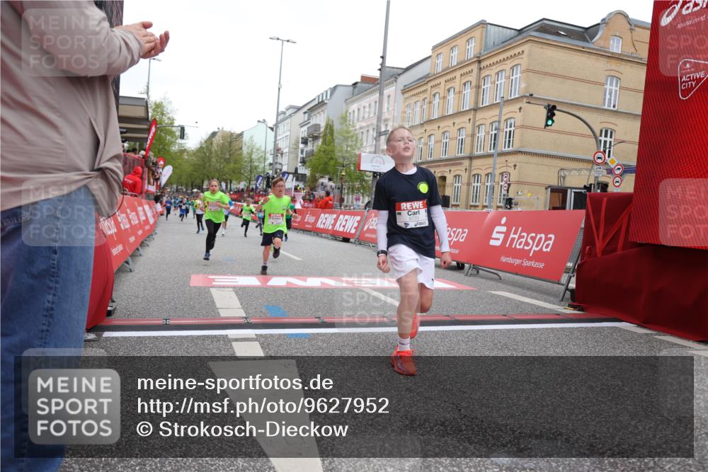 25.04.2026 - Das Zehntel Strokosch-Dieckow http://msf.ph/oto/9627952 25.04.2026 10:51:06 Ziel 5287, 5298, 5482, 6119, 6410, 6496, 6510, 6525, 6533, 6555, 6733, 7331, 7393, 7501 meine-sportfotos.de