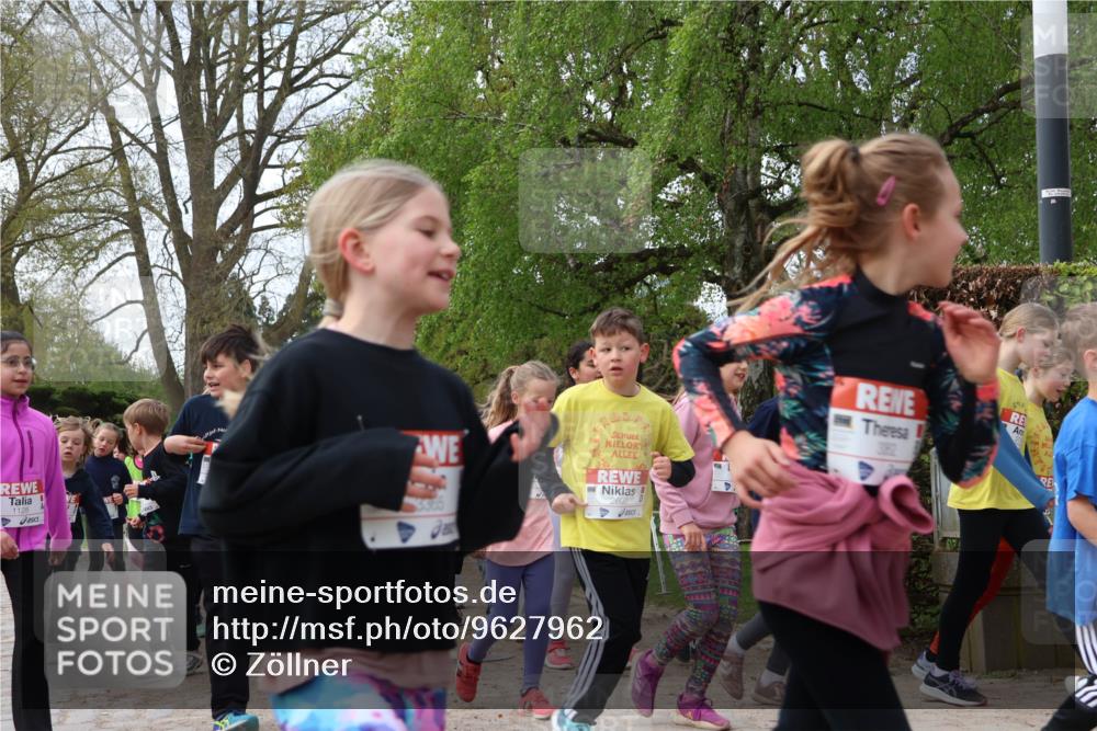 25.04.2026 - Das Zehntel Zöllner http://msf.ph/oto/9627962 25.04.2026 07:46:28 Laufen 1128, 3305, 2698 meine-sportfotos.de