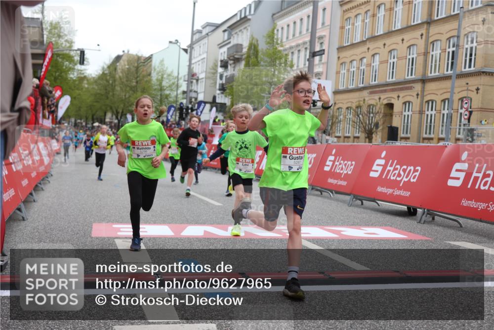 25.04.2026 - Das Zehntel Strokosch-Dieckow http://msf.ph/oto/9627965 25.04.2026 10:51:06 Ziel 5287, 5298, 5482, 6119, 6410, 6496, 6510, 6525, 6533, 6555, 6733, 7331, 7393, 7501 meine-sportfotos.de