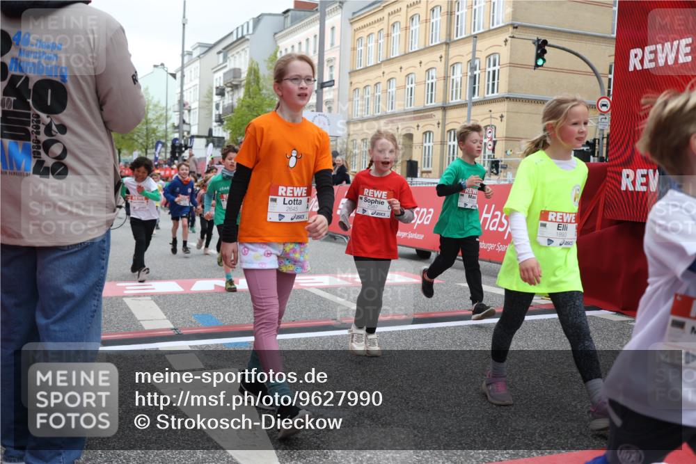 25.04.2026 - Das Zehntel Strokosch-Dieckow http://msf.ph/oto/9627990 25.04.2026 09:01:47 Ziel 1493, 1553, 1635, 1643, 1751, 1893, 2350, 2406, 2587, 2645, 2929, 2933, 2967, 3139, 3362, 3474, 3488, 3619, 3623, 3878, 3925, 4004 meine-sportfotos.de