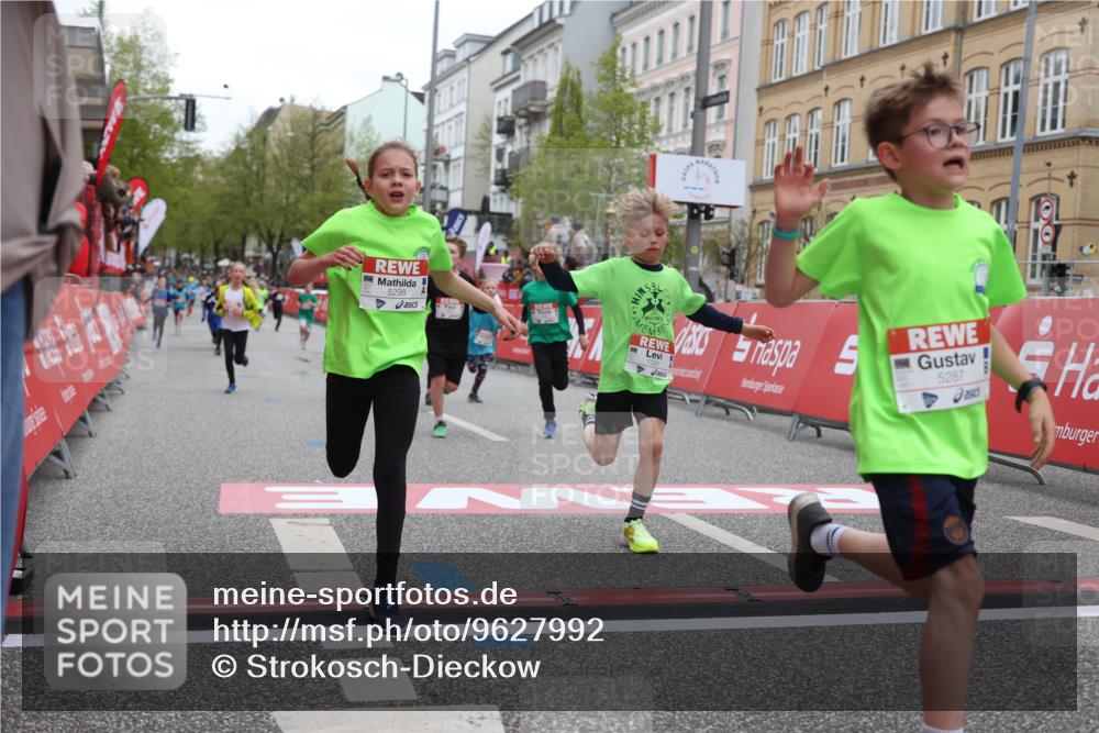 25.04.2026 - Das Zehntel Strokosch-Dieckow http://msf.ph/oto/9627992 25.04.2026 10:51:07 Ziel 5287, 5298, 5482, 5736, 6119, 6410, 6496, 6510, 6525, 6533, 6555, 6733, 7104, 7331, 7393, 7704 meine-sportfotos.de