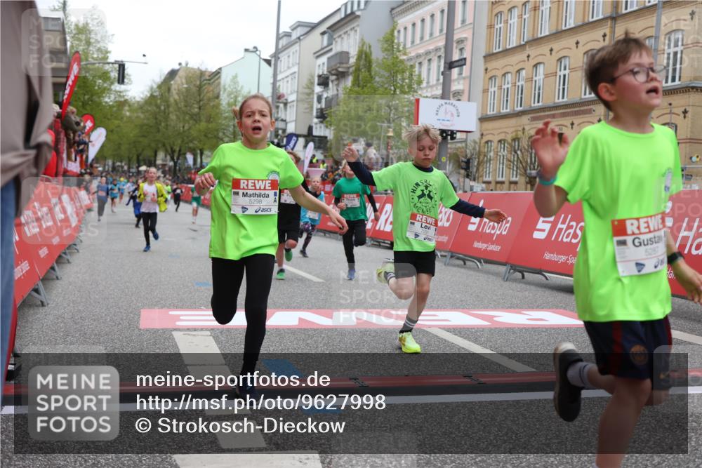 25.04.2026 - Das Zehntel Strokosch-Dieckow http://msf.ph/oto/9627998 25.04.2026 10:51:07 Ziel 5287, 5298, 5482, 5736, 6119, 6410, 6496, 6510, 6525, 6533, 6555, 6733, 7104, 7331, 7393, 7704 meine-sportfotos.de