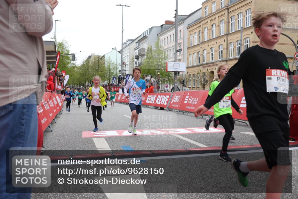 25.04.2026 - Das Zehntel Strokosch-Dieckow http://msf.ph/oto/9628150 25.04.2026 10:51:09 Ziel 5036, 5287, 5298, 5482, 5736, 6119, 6496, 6525, 6733, 7104, 7198, 7199, 7331, 7704 meine-sportfotos.de
