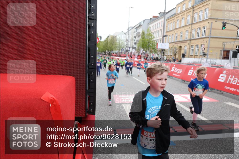 25.04.2026 - Das Zehntel Strokosch-Dieckow http://msf.ph/oto/9628153 25.04.2026 11:04:34 Ziel 5645, 5969, 6190, 6399, 6593, 6664, 6784, 6791, 6795, 6797, 7273, 7345, 7426, 7483, 7762 meine-sportfotos.de