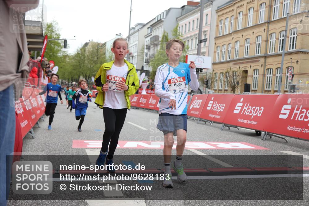 25.04.2026 - Das Zehntel Strokosch-Dieckow http://msf.ph/oto/9628183 25.04.2026 10:51:10 Ziel 5036, 5287, 5298, 5482, 5736, 6496, 6733, 7104, 7198, 7199, 7201, 7331, 7704, 7928 meine-sportfotos.de