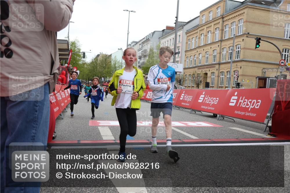 25.04.2026 - Das Zehntel Strokosch-Dieckow http://msf.ph/oto/9628216 25.04.2026 10:51:10 Ziel 5036, 5287, 5298, 5482, 5736, 6496, 6733, 7104, 7198, 7199, 7201, 7331, 7704, 7928 meine-sportfotos.de