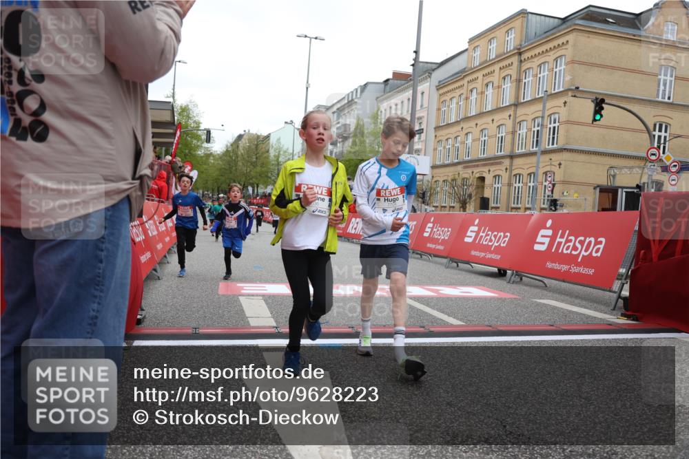 25.04.2026 - Das Zehntel Strokosch-Dieckow http://msf.ph/oto/9628223 25.04.2026 10:51:11 Ziel 5036, 5287, 5298, 5482, 5736, 5743, 5869, 6496, 6733, 7104, 7198, 7199, 7201, 7331, 7704, 7928 meine-sportfotos.de