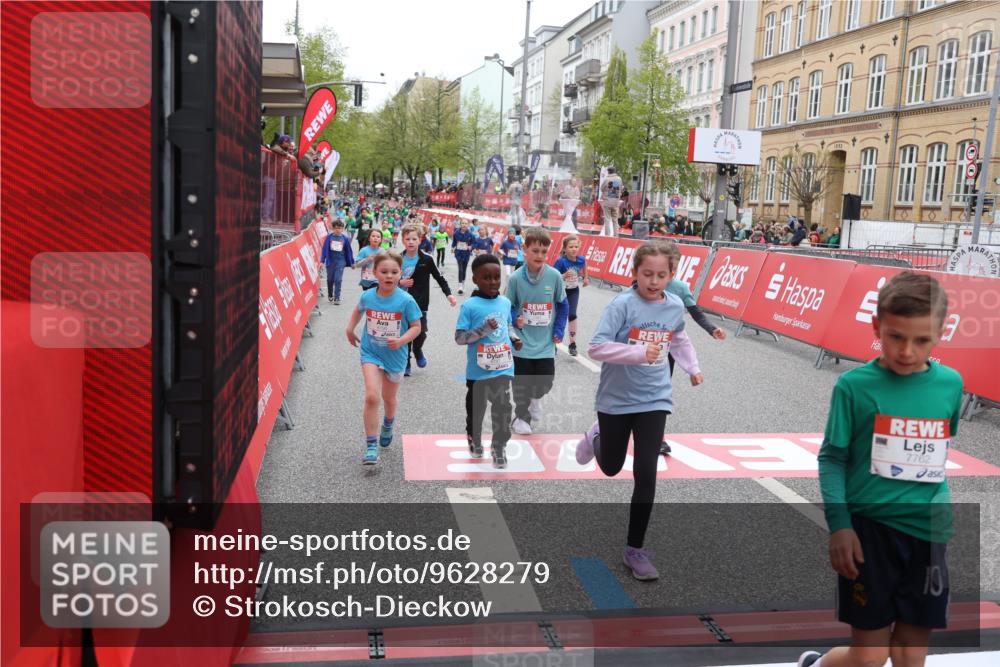 25.04.2026 - Das Zehntel Strokosch-Dieckow http://msf.ph/oto/9628279 25.04.2026 11:04:32 Ziel 5645, 5969, 6190, 6399, 6460, 6466, 6593, 6664, 6784, 6791, 6795, 6797, 7117, 7273, 7345, 7426, 7483, 7762 meine-sportfotos.de