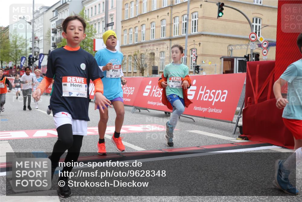 25.04.2026 - Das Zehntel Strokosch-Dieckow http://msf.ph/oto/9628348 25.04.2026 10:51:22 Ziel 5110, 5422, 5457, 5458, 5580, 5885, 6039, 6099, 6717, 6919, 7391, 7546, 7955 meine-sportfotos.de